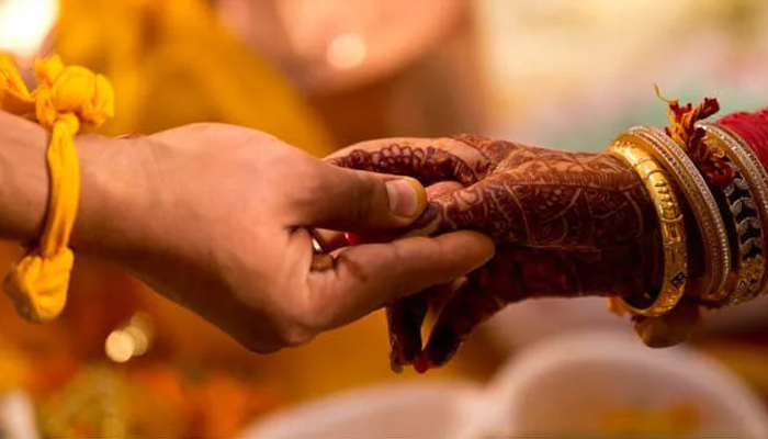 বিয়ের পরদিন হার্ট অ্যাটাকে দম্পতির মৃত্যু