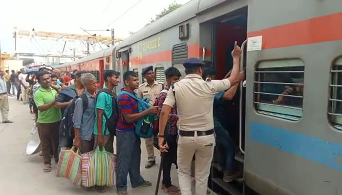 আবার চলতে শুরু করল করমণ্ডল এক্সপ্রেস, তদন্ত ধামাচাপার অভিযোগ মমতার