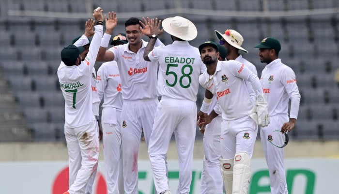 বিধ্বস্ত আফগানিস্তান, রেকর্ডগড়া জয় বাংলাদেশের