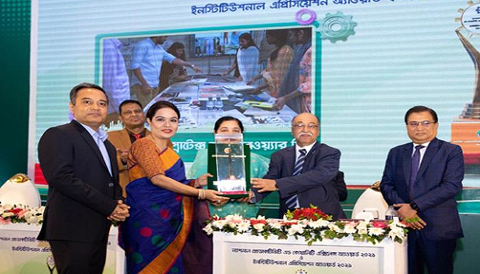 উৎপাদনশীলতা বাড়াতে প্রশিক্ষণের বিকল্প নেই