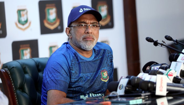 'দেশের জন্য খেলতে কাউকে উৎসাহ দেয়ার দরকার নেই'