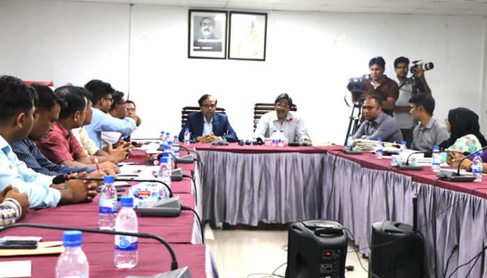 কিছু মানবাধিকার প্রতিষ্ঠান মানুষের সঙ্গে প্রতরণা করছে: এনএইচআরসি চেয়ারম্যান