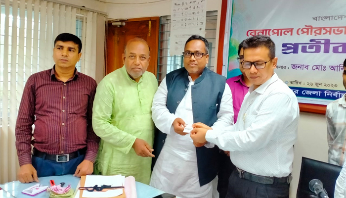 বেনাপোল পৌরসভা: ২ মেয়রসহ ৬৪ প্রার্থীর মাঝে প্রতীক বরাদ্দ