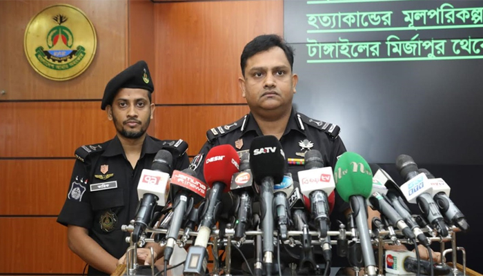 নির্বিঘ্নে মাদক কারবার চালাতে কনস্টেবল বাদলকে হত্যা: র‍্যাব
