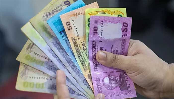 বৃদ্ধের ভাতার  ১২ হাজার টাকা ব্যবসায়ীর পেটে