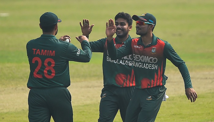 তামিমের অবসরে 'শকড' হয়েছিল সতীর্থরা, জানালেন মিরাজ তামিমের অবসরে 'শকড' হয়েছিল সতীর্থরা, জানালেন মিরাজ