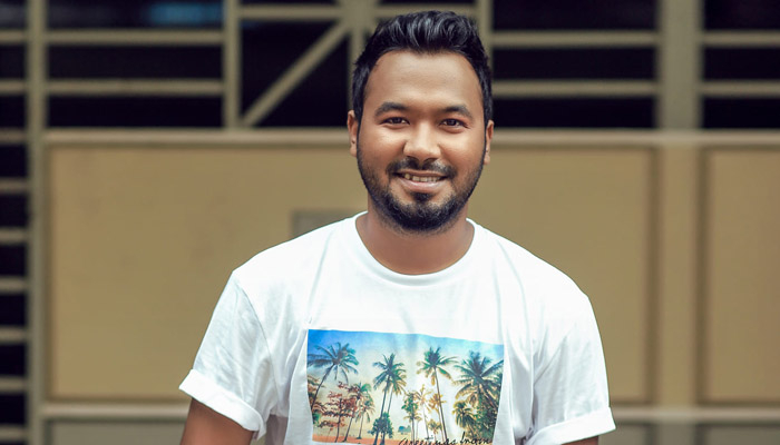 বাবা হলেন পলাশ