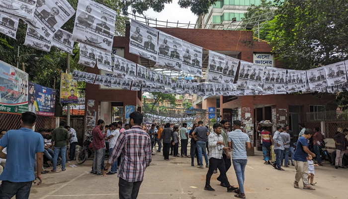 ভোট শেষে চলছে গণনা