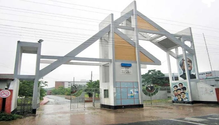 বিদ্যুৎ সাশ্রয়ে অনলাইন ক্লাসে ফিরল যবিপ্রবি