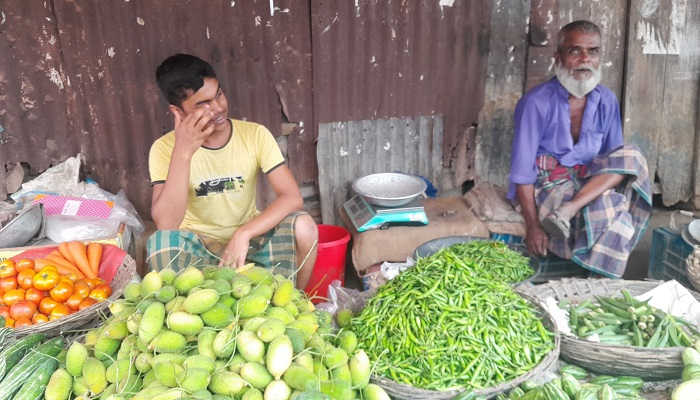 ৩০০ টাকার কাঁচামরিচ ৪ দিনের মাথায় ৬০০