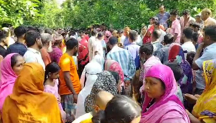 টাঙ্গাইলে দুই ব্যবসায়ীকে কুপিয়ে হত্যা