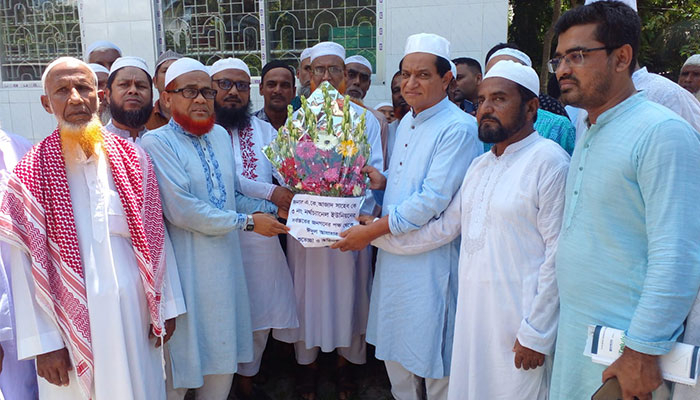 চরাঞ্চলের মানুষের উন্নয়নে দৃঢ় প্রত্যয় এ. কে. আজাদের