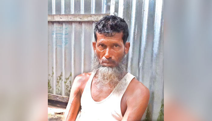 রেজাউলের বাবার প্রশ্ন– আমার বাপের কী দোষ ছিল