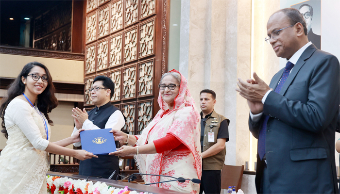 প্রধানমন্ত্রী ফেলোশিপ পেলেন ৪৮ জন