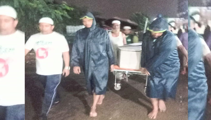 স্ত্রী-সন্তান থেকেও ওমর ফারুক ‘বেওয়ারিশ’ স্ত্রী-সন্তান থেকেও ওমর ফারুক ‘বেওয়ারিশ’