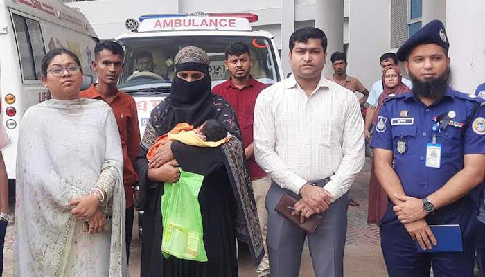 অভিভাবকহীন শিশুটির ঠাঁই হলো ছোটমনি নিবাসে অভিভাবকহীন শিশুটির ঠাঁই হলো ছোটমনি নিবাসে