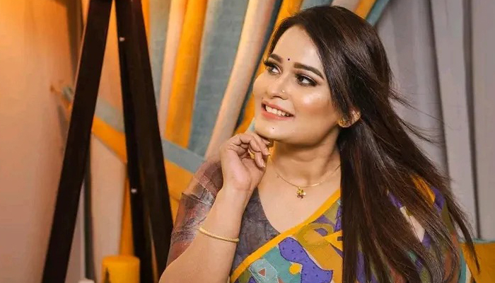 পুতুলের উপস্থাপনায় নতুন অনুষ্ঠান