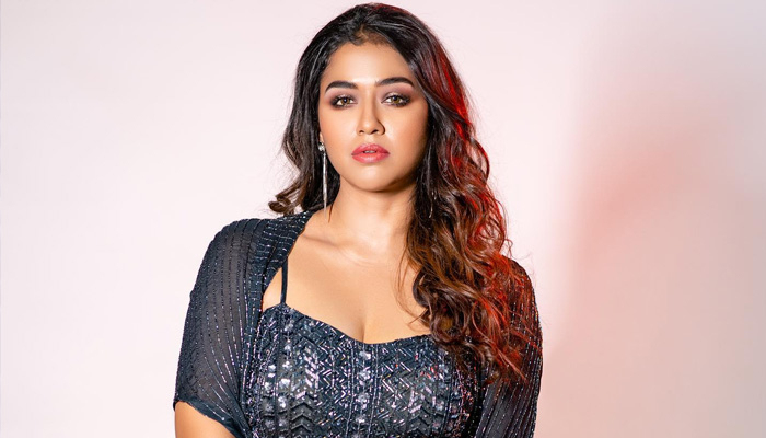 নেপথ্যে তৃতীয় ব্যক্তি, ভাঙল সোহিনীর প্রেম!