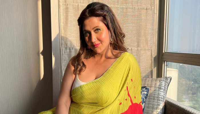 লজ্জা দূরে সরিয়ে ওদের শিক্ষা দেওয়া উচিৎ: স্বস্তিকা