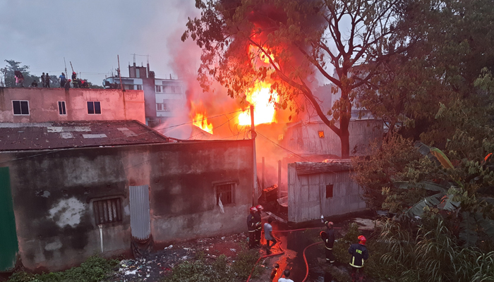 কেমিক্যাল কারখানায় আগুনে আরও দুজনের মৃত্যু
