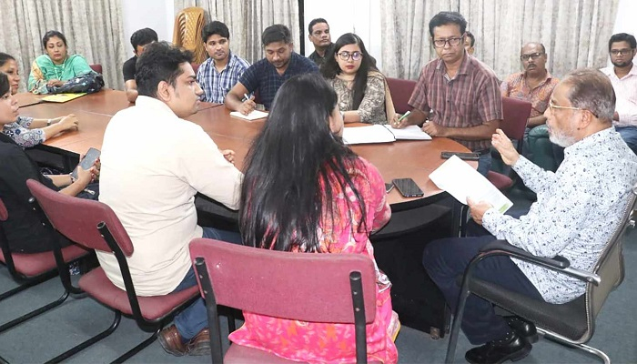 বিদেশিরা জনগণের পক্ষে কথা বলছে: জি এম কাদের