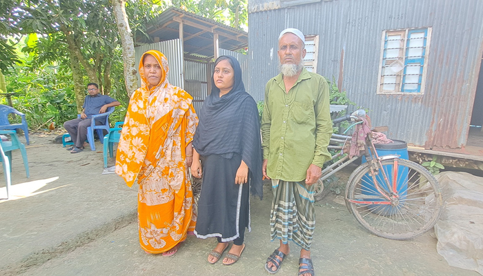 জিপিএ ৫ পাওয়া সুমাইয়ার পড়াশোনা চলবে কীভাবে