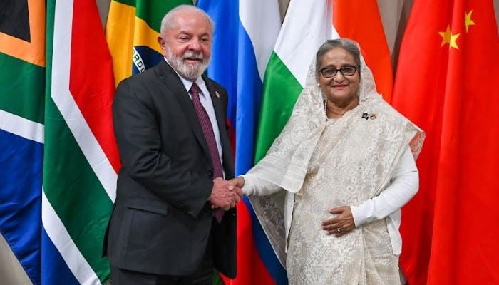 বাংলাদেশে বিনিয়োগের আহ্বান প্রধানমন্ত্রীর