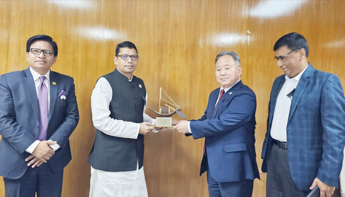 আইসিটি প্রতিমন্ত্রীর সঙ্গে রাষ্ট্রদূতের সাক্ষাৎ