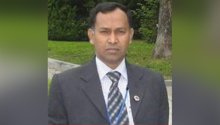 সিরাজগঞ্জের সেই কর্মকর্তার প্রতি ক্ষুব্ধ প্রতিক্রিয়া মন্ত্রীর