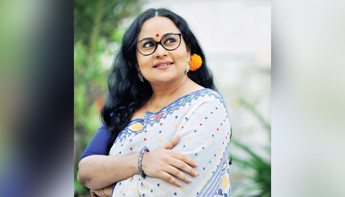 মিমির এই সময়