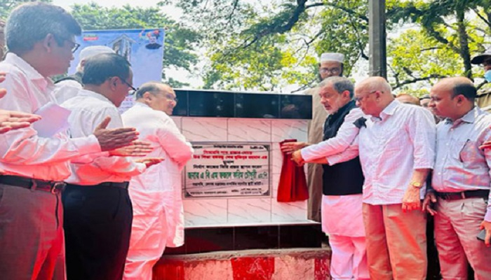 চট্টগ্রামের সিআরবিতে বঙ্গবন্ধুর ম্যুরালের ভিত্তিপ্রস্তর স্থাপন