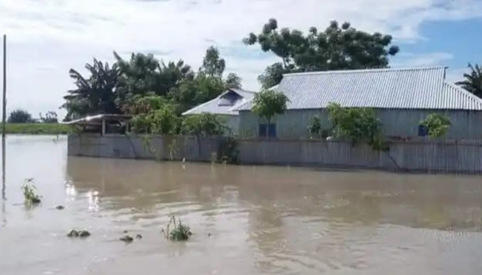 কুড়িগ্রামে প্রায় ৫ হাজার মানুষ পানিবন্দি