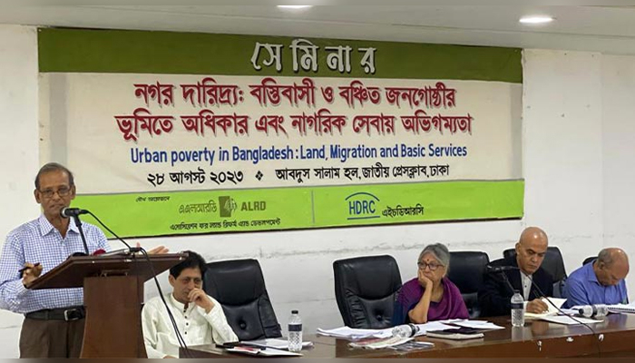 দেশে বস্তি এলাকার ৮২ শতাংশ মানুষ দরিদ্র