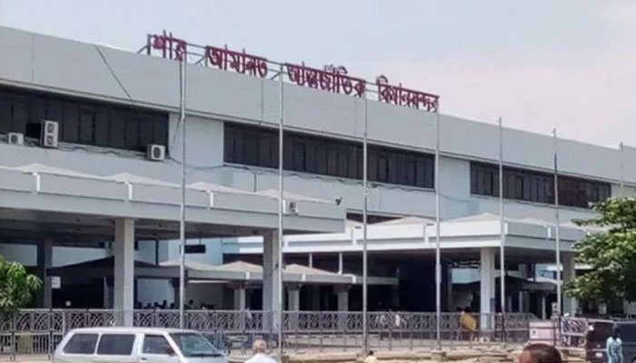 এক কেজি স্বর্ণসহ ভারতীয় নাগরিক আটক