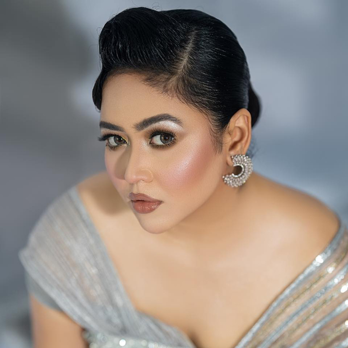 গানটি গায়ে কাঁটা দিয়ে উঠবে, পাঁচ হাজার ভাগ নিশ্চিত ভাবনা গানটি গায়ে কাঁটা দিয়ে উঠবে, পাঁচ হাজার ভাগ নিশ্চিত ভাবনা