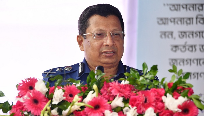 পুলিশ সদস্যের অপকর্মের দায় বাহিনী নেবে না: আইজিপি