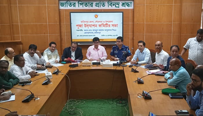 ফরিদপুরে সব পূজামণ্ডপে সিসি ক্যামেরা বসানোর নির্দেশ