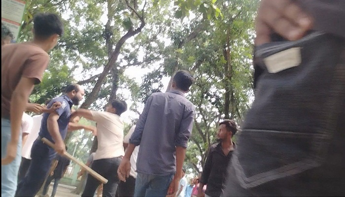 পুকুর নিলাম নিয়ে ছাত্রলীগের দু'গ্রুপের সংঘর্ষ