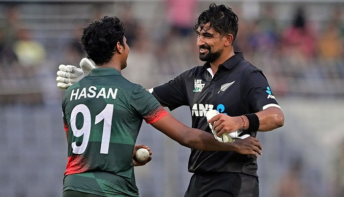 দলের ভরাডুবিতে টেনেটুনে পাশ তামিম-রিয়াদ