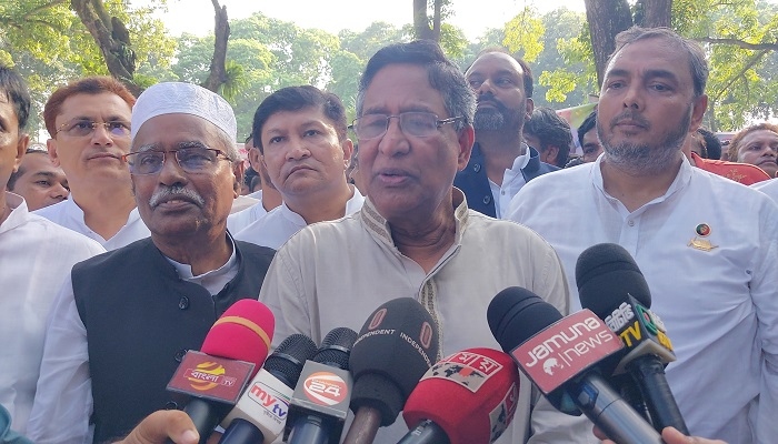 বিদেশিরা কে কী বলল, তাতে কিছু যায় আসে না: কৃষিমন্ত্রী