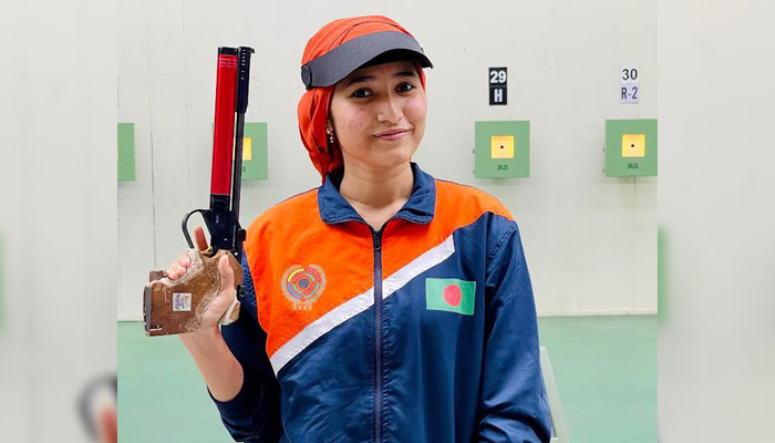 শুটিং না বোঝা আনজিলাই এখন শুটিংয়ের তারকা