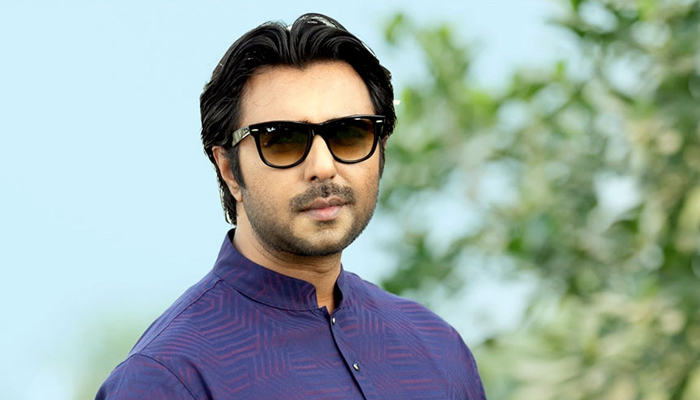 কলকাতার ছবিতে প্রথমবার অপূর্ব, থাকছেন রাইমা সেনও