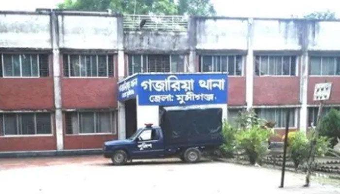বিদ্যুতায়িত হয়ে ২ শ্রমিক নিহত