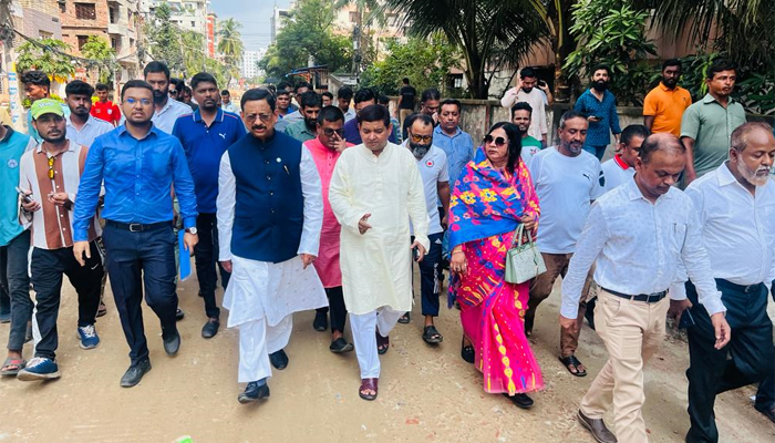 সড়ক নির্মাণে প্রকৌশলীদের সতর্ক করলেন চসিক মেয়র