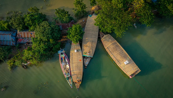 টাঙ্গুয়ার হাওরে হাউস বোটে চুরি