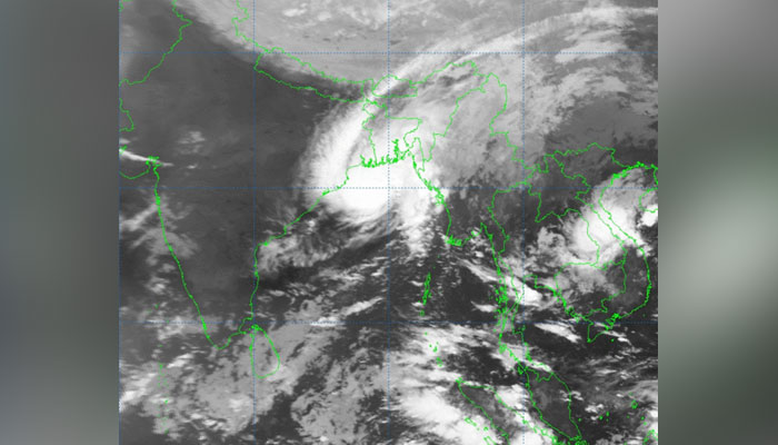 ‘হামুন’ এখন প্রবল ঘূর্ণিঝড়, পায়রা ও চট্টগ্রামে ৭ নম্বর বিপদ সংকেত ‘হামুন’ এখন প্রবল ঘূর্ণিঝড়, পায়রা ও চট্টগ্রামে ৭ নম্বর বিপদ সংকেত