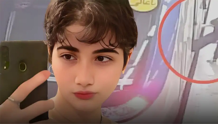 ইরানে এবার নীতি পুলিশের নির্যাতনে স্কুলছাত্রী কোমায়