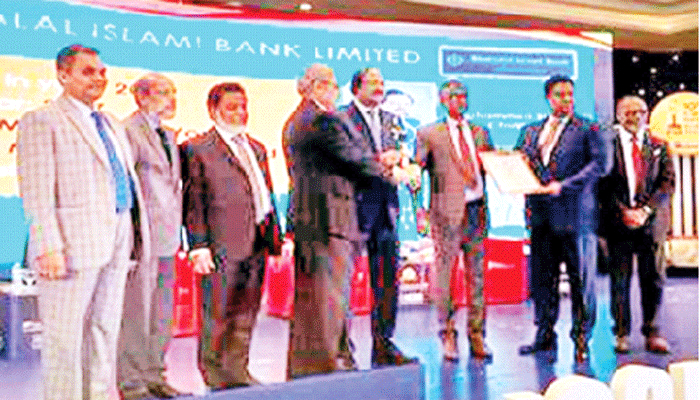 আইসিএসবি অ্যাওয়ার্ড পেল শাহ্জালাল ইসলামী ব্যাংক