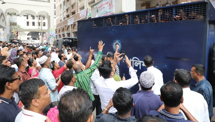 ১৫ ঘণ্টায় আড়াই শতাধিক নেতাকর্মী আটকের অভিযোগ বিএনপির