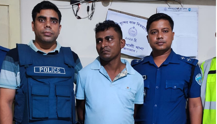 মহেশখালীতে অস্ত্র-গুলিসহ যুবক গ্রেপ্তার
